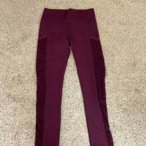 Fabletics Full leggings with mesh phone pocket